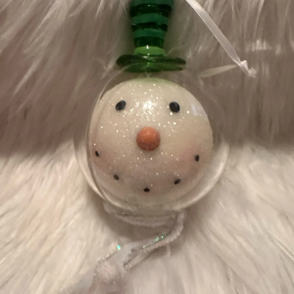 🩷5/$10 Snowman Ornament with Green Hat